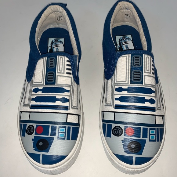 Star Wars Other - Star Wars R2D2 White Men Slip On Sneaker SOLD OUT